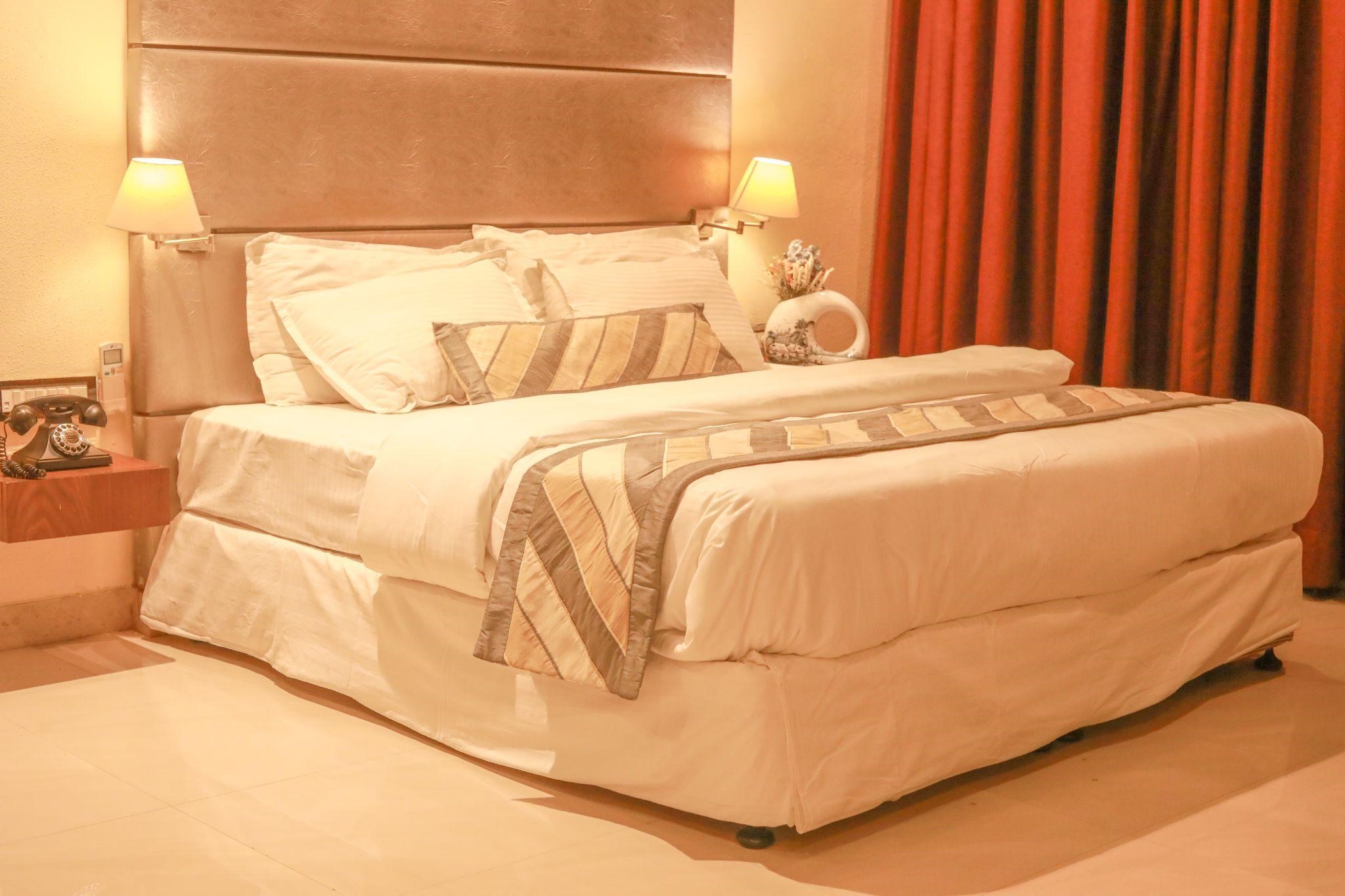 Best Hotels in Vile Parle East